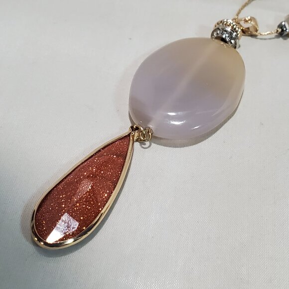 Ali Khan Pendant necklace with a long chain. faceted glass bead - Picture 6 of 10